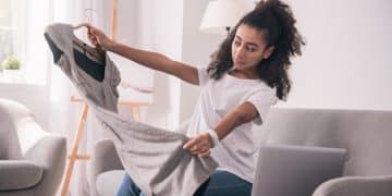 Woman with clothes after become a SHEIN Tester.